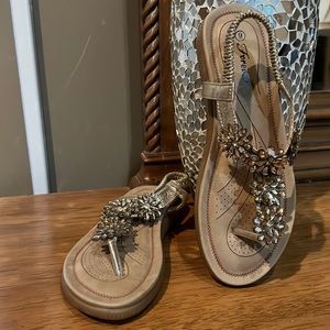 Beautiful, sexy sandals!✨💫💃🏻